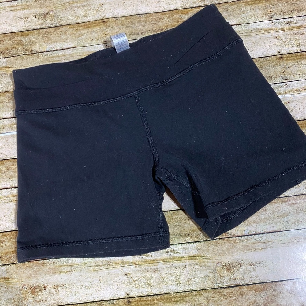 Ivivva short size 14